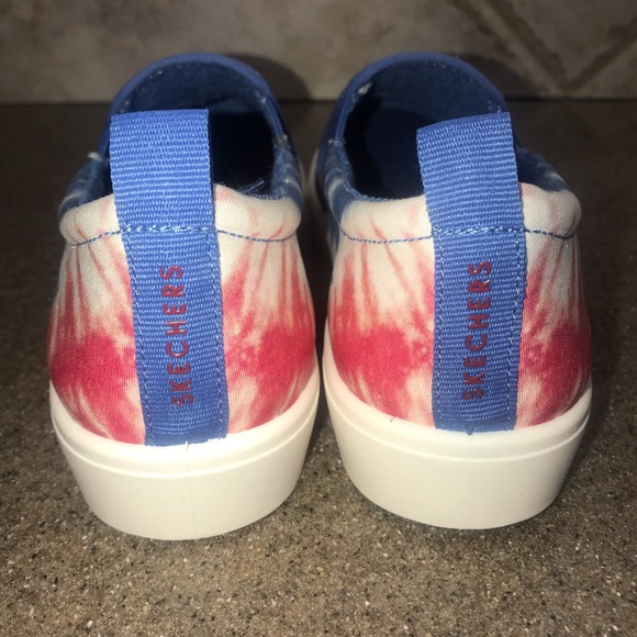 🆕 Skechers Poppy “Hippy Hype” Slip On Sneakers - Picture 6 of 8